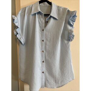 Women’s Light Blue Lightweight Button Up Shirt Short Sleeves Size Med